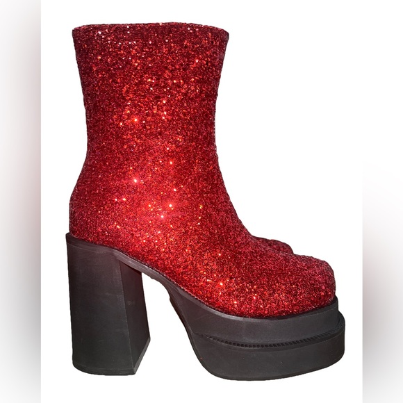 TRICKZ N’ TREATZ DOLLS KILL Red Glitter Sparkle Red Platform Dorthy Boots - Picture 2 of 5